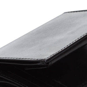czarny portfel